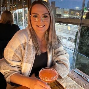 Meet your Posher, Jensyn